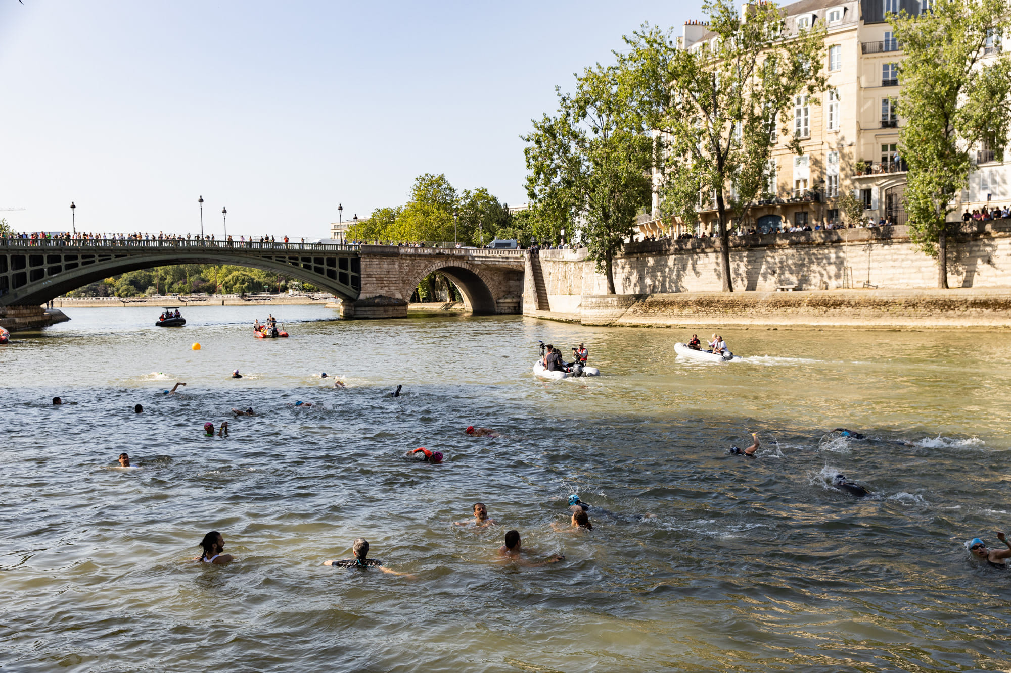 bagno_fiume_senna_balneabile_Anne_Hidalgo_1.jpg