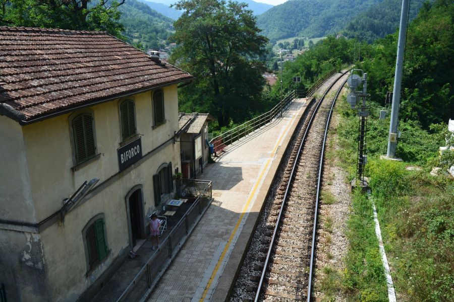 A Borgo San Lorenzo si manifesta per la ferrovia Faentina, Legambiente al fianco dei pendolari